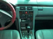 Cần bán gấp Mercedes E 240 năm 2001, màu đen chính chủ, giá tốt