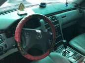 Cần bán gấp Mercedes E 240 năm 2001, màu đen chính chủ, giá tốt