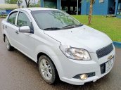 Cần bán Chevrolet Aveo sản xuất 2015, giá cực ưu đãi