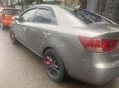 Cần bán gấp Kia Cerato năm sản xuất 2009, màu xám