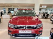 Có xe Tiguan Luxury đỏ giao ngay - khuyến mãi lớn cuối năm - lái thử tận nhà