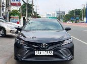 Mới về Toyota Camry sản xuất 2019 bản 2.0G nhập Thái nội thất kem, siêu lướt