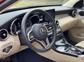 Cần bán lại xe Mercedes C180 năm 2019, màu đỏ