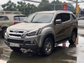 Bán ô tô Isuzu mu-X năm 2019, màu bạc, xe nhập 