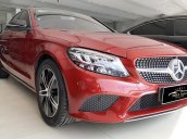 Cần bán gấp Mercedes C180 sản xuất 2020, màu đỏ 