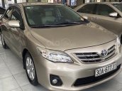 Bán Toyota Corolla Altis đời 2010, màu vàng chính chủ