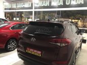 Bán Hyundai Tucson năm 2018, màu đỏ chính chủ