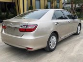 Bán Toyota Camry đời 2015, giá chỉ 720 triệu