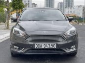 Bán Ford Focus bản sedan Titanium đời 2015, chạy 100.000km zin mới thay lốp