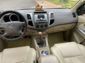 Cần bán gấp Toyota Fortuner năm sản xuất 2009 còn mới, giá chỉ 495 triệu