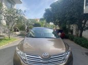 Cần bán xe Toyota Venza sản xuất 2011, nhập khẩu còn mới