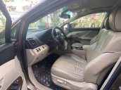 Cần bán xe Toyota Venza sản xuất 2011, nhập khẩu còn mới