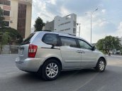 Bán Kia Carnival sản xuất năm 2011, màu bạc, xe nhập, giá tốt