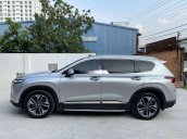 Cần bán xe Hyundai Santa Fe sản xuất 2019, giá ưu đãi