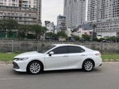 Chính chủ bán Camry 2.0E 2019, quá mới 9.000km