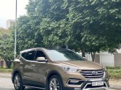 Cần bán gấp Hyundai Santa Fe năm sản xuất 2018