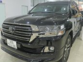 Cần bán lại xe Toyota Land Cruiser sản xuất năm 2017, màu đen