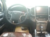 Cần bán lại xe Toyota Land Cruiser sản xuất năm 2017, màu đen