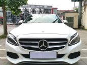 Bán nhanh chiếc Mercedes Benz C200 Model 2018