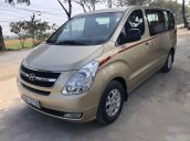 Bán Hyundai Grand Starex 2010, màu vàng, xe chính chủ