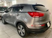 Cần bán xe Kia Sportage năm sản xuất 2015, màu xám