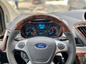 Cần bán Ford Tourneo năm sản xuất 2020, màu nâu chính chủ