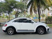 Xe Volkswagen Beetle đời 2018, màu trắng, xe nhập còn mới