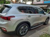 Bán Hyundai Santa Fe sản xuất 2019, màu bạc chính chủ