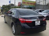 Cần bán lại xe Toyota Corolla Altis năm sản xuất 2016, màu đen còn mới