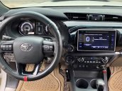 Bán ô tô Toyota Hilux năm 2019, màu trắng, xe nhập còn mới, giá tốt