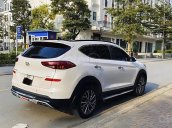 Bán ô tô Hyundai Tucson năm sản xuất 2019, màu trắng còn mới, 926 triệu