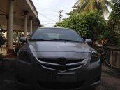 Cần bán xe Toyota Vios 2010, màu bạc chính chủ