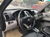 Bán Mitsubishi Triton sản xuất năm 2010, màu đen chính chủ, giá 325tr