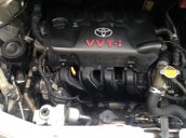 Cần bán xe Toyota Vios 2010, màu bạc chính chủ