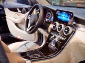 Mercedes-Benz GLC 200 - hỗ trợ lãi suất chỉ 0.66%, xe chính hãng giao trong tháng 1, thủ tục nhanh chóng