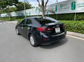 Cần bán xe Mazda 3 sản xuất 2018, màu đen, xe gia đình, giá chỉ 599 triệu đồng