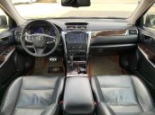 Cần bán lại xe Toyota Camry năm sản xuất 2016 còn mới