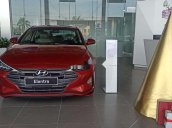 Bán xe Hyundai Elantra 2.0 AT sản xuất 2020, xe nhập, 699tr