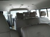 Cần bán gấp Toyota Hiace đời 2010 còn mới 