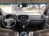 Cần bán Chevrolet Trailblazer sản xuất 2018, màu trắng