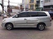 Cần bán Toyota Innova sản xuất năm 2016, màu bạc 