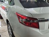 Bán Toyota Vios đời 2018, màu trắng còn mới