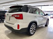 Xe Kia Sorento năm 2016, màu trắng, giá thấp, động cơ ổn định