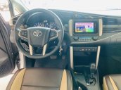 Bán Toyota Innova năm sản xuất 2019, màu bạc chính chủ