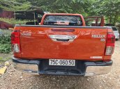 Bán Toyota Hilux năm 2016, nhập khẩu, màu cam