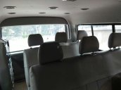 Cần bán gấp Toyota Hiace đời 2010 còn mới 