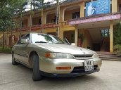 Cần bán xe Honda Accord năm 1999, màu vàng, xe nhập chính chủ, 130tr