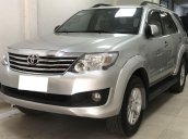 Cần bán Toyota Fortuner AT năm sản xuất 2012, xe giá thấp