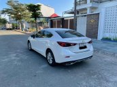 Cần bán xe Mazda 3 sản xuất 2018, màu trắng nhập khẩu nguyên chiếc giá tốt 618 triệu đồng