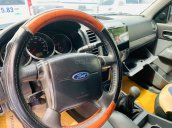 Bán Ford Everest đăng ký lần đầu 2013, màu bạc xe gia đình giá 515 triệu đồng